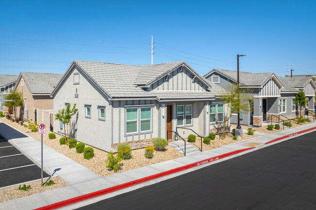 LeVante at Valley Vista in North Las Vegas, NV - Foto de edificio - Building Photo