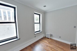 East 18th Street, Unit 3B in New York, NY - Building Photo - Building Photo