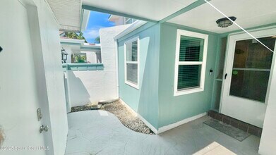 274 Queens Ct in Satellite Beach, FL - Building Photo - Building Photo
