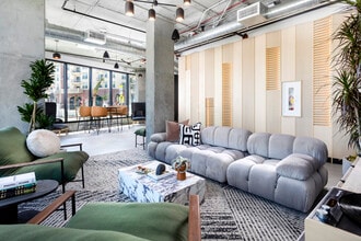 The Charlie Echo Park in Los Angeles, CA - Foto de edificio - Building Photo