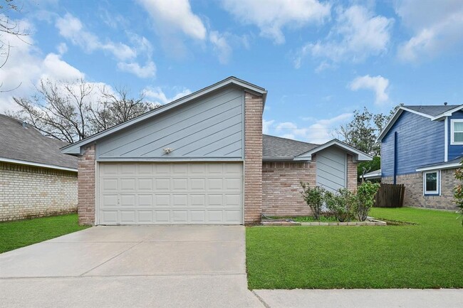 11630 Henley Dr in Houston, TX - Building Photo - Building Photo