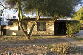 3537-3543 E Camden St in Tucson, AZ - Building Photo - Building Photo