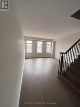 24 Cafaro Ln in Markham, ON - Building Photo - Building Photo