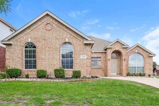 property at 7517 Creek Meadow Dr