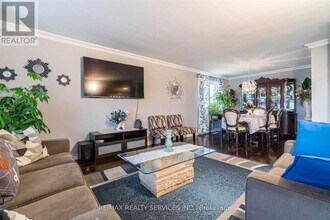28 Princeton Terrace in Brampton, ON - Building Photo - Building Photo