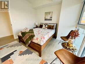 36 Zorra St in Toronto, ON - Building Photo - Building Photo