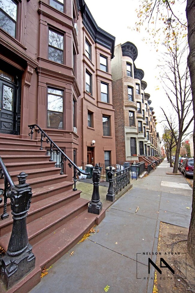 property at 800 President St