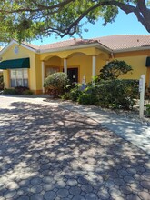 10764 70th Ave, Unit Beachway Condos in Seminole, FL - Building Photo - Building Photo
