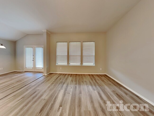 707 Fireberry Dr in Rockwall, TX - Foto de edificio - Building Photo