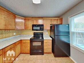 5517 Thomas Ln in River Oaks, TX - Building Photo - Building Photo