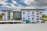 Driftwood Villas in Cocoa Beach, FL - Foto de edificio - Building Photo