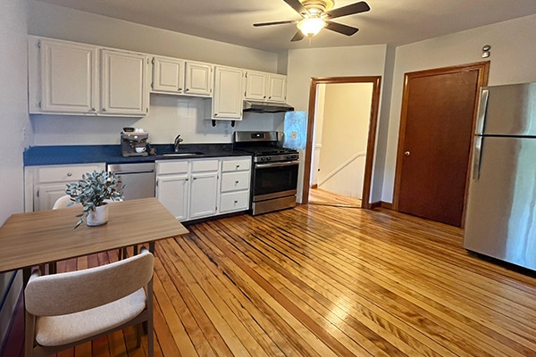 252 River St, Unit 1