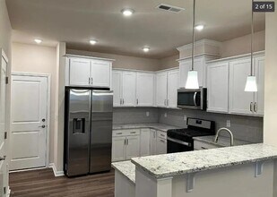 205 Parker Sta Ave in Fuquay Varina, NC - Building Photo - Building Photo