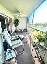 9300 Clubside Cir, Unit 1206 in Sarasota, FL - Foto de edificio - Building Photo