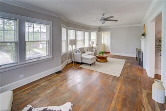 17611 Winslow Rd in Shaker Heights, OH - Building Photo - Building Photo