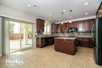 7885 Cactoid Ct in Las Vegas, NV - Building Photo - Building Photo