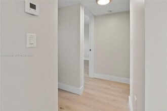 1101 NE 80th St in Miami, FL - Building Photo - Building Photo