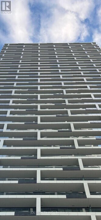 65 Broadway Ave in Toronto, ON - Building Photo