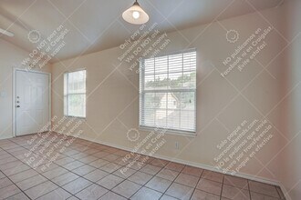 427 Lindsey St in San Marcos, TX - Building Photo - Building Photo