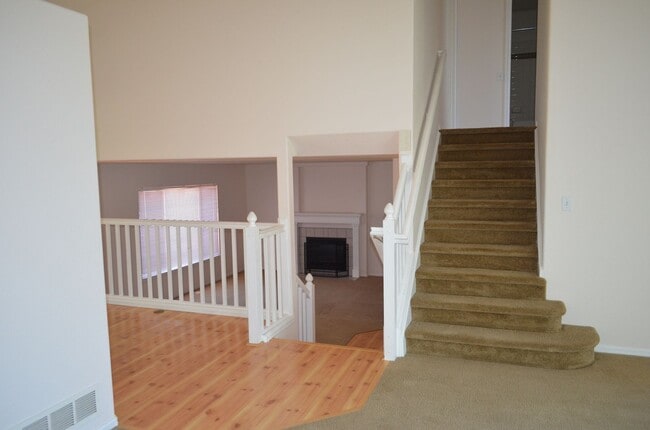 1027 Delta Dr in Lafayette, CO - Building Photo - Building Photo