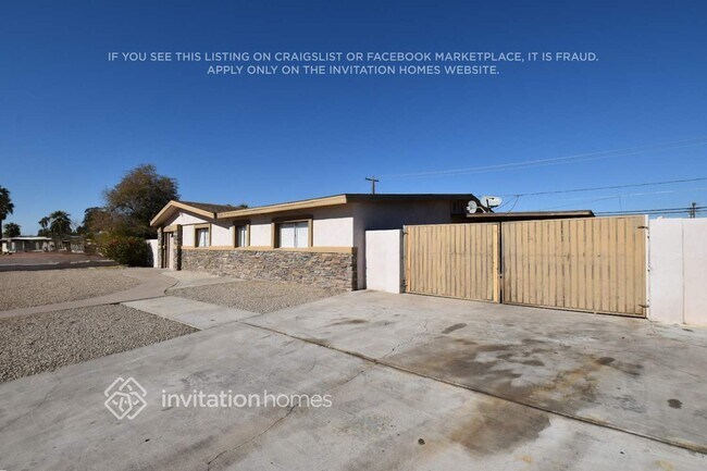 5924 W Orange Dr in Glendale, AZ - Foto de edificio - Building Photo