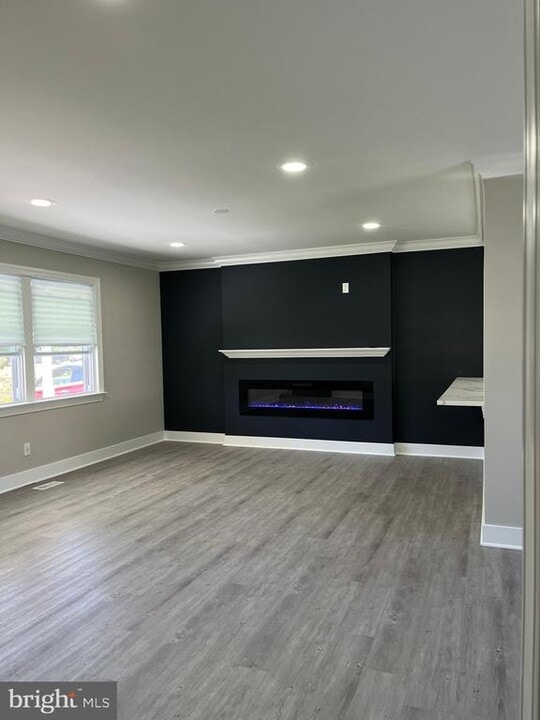 20 Twisting Ln in Willingboro, NJ - Building Photo