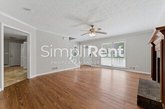 5711 Pennybrook Ct in Stone Mountain, GA - Building Photo - Building Photo