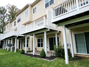 2941 Sedgemore Pl in Bryans Road, MD - Building Photo - Building Photo