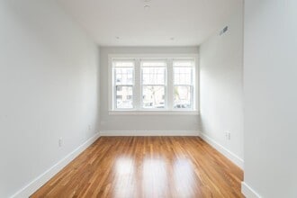 15 Forest St, Unit 3 in Cambridge, MA - Building Photo - Building Photo