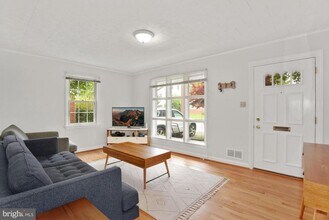 708 N Florida St in Arlington, VA - Building Photo - Building Photo