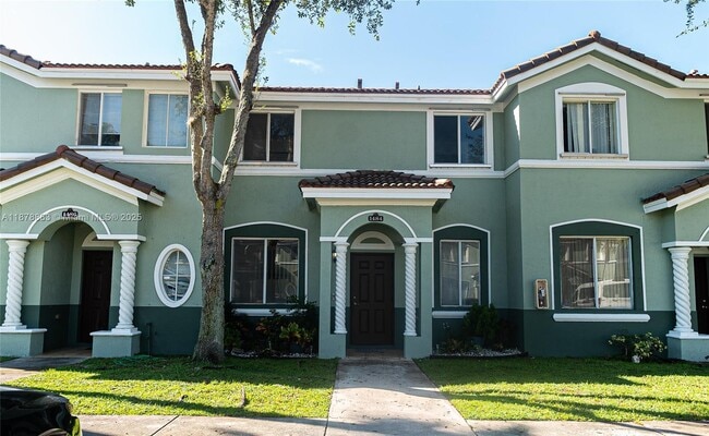 property at 1484 SE 24th Ct