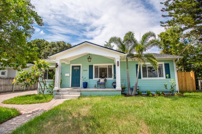 property at 3005 W San Miguel St