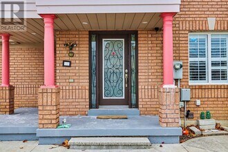 3203 Carabella Way in Mississauga, ON - Building Photo - Building Photo