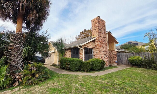 12710 Meadway Ct in Houston, TX - Foto de edificio - Building Photo