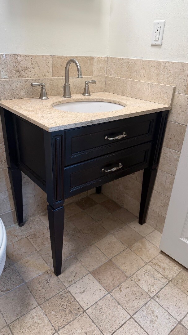 3838 Rainbow Blvd in Kansas City, KS - Building Photo - Building Photo