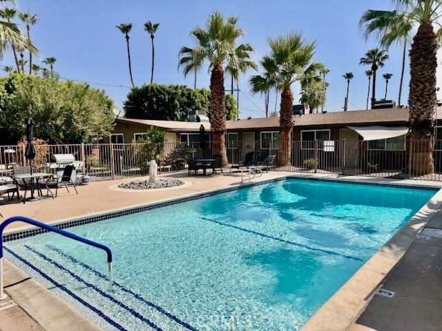74402 Abronia Trail, Unit 6 in Palm Desert, CA - Building Photo - Building Photo