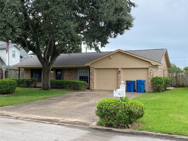property at 2233 Ripple Creek Dr
