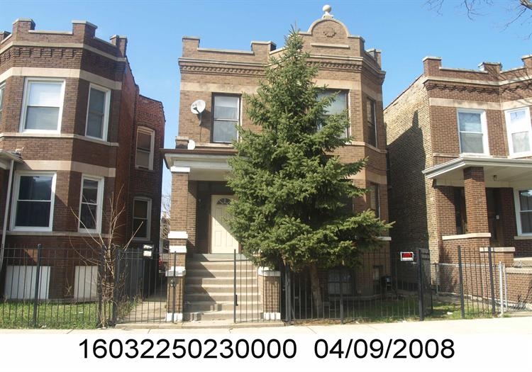 4252 W Potomac Ave in Chicago, IL - Building Photo