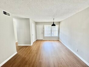 5426 Gatehouse Dr in Bartlett, TN - Building Photo - Building Photo