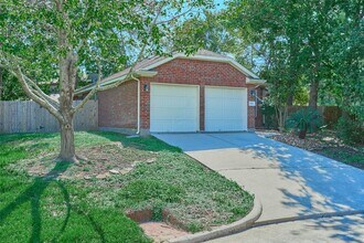 3733 Breckenridge Dr in Montgomery, TX - Building Photo - Building Photo