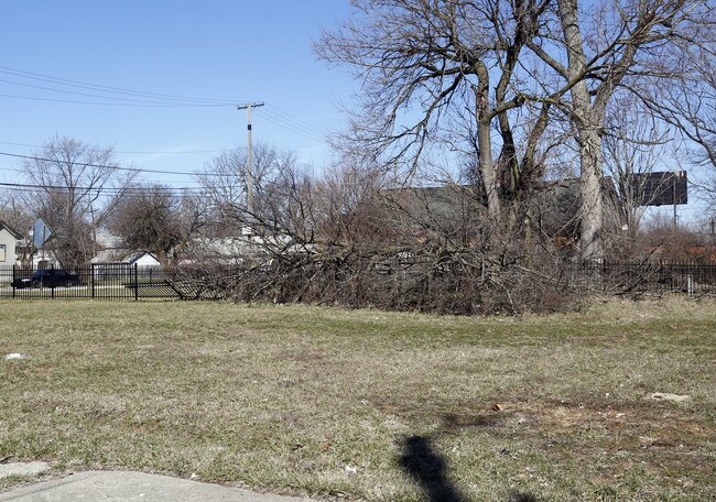 Central @ 29 in Indianapolis, IN - Foto de edificio - Building Photo