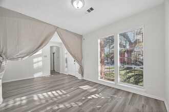 3522 Brookwood Dr in La Porte, TX - Building Photo - Building Photo