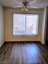 4350 Caliente St in Las Vegas, NV - Building Photo - Building Photo