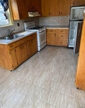 155 5th Ave in Bay Shore, NY - Building Photo - Building Photo