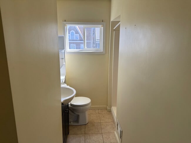 413 N 6th Ave in Altoona, PA - Building Photo - Building Photo