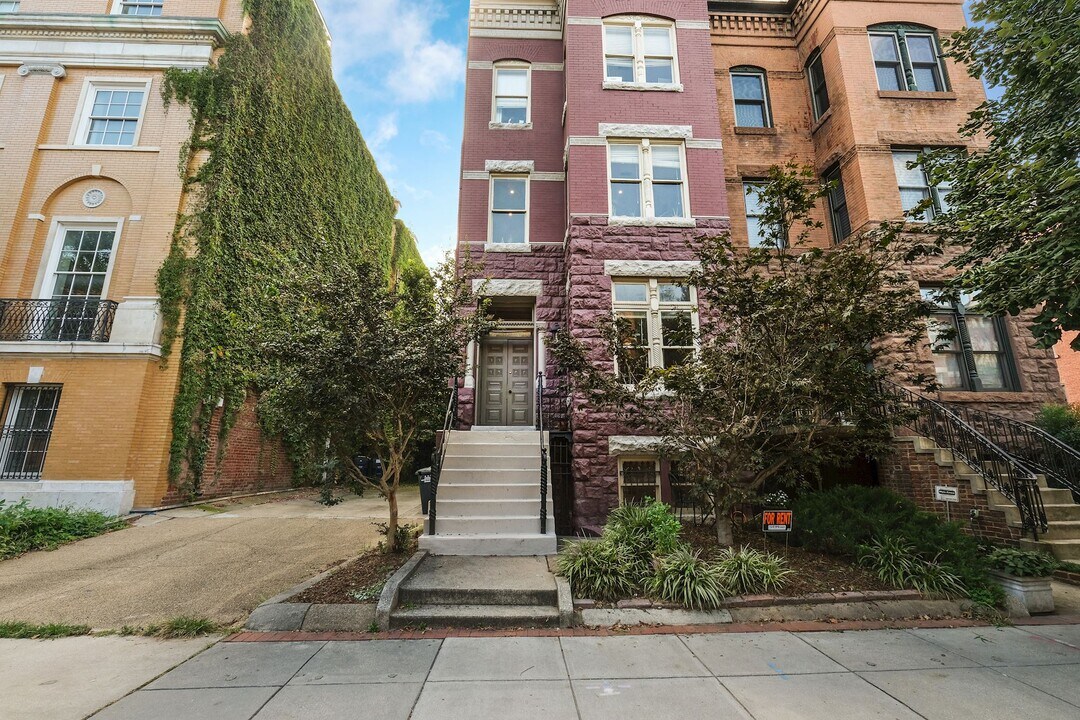 1724 18th St NW in Washington, DC - Building Photo