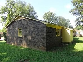 987 Pebble Rd in Rock Hill, SC - Building Photo - Building Photo