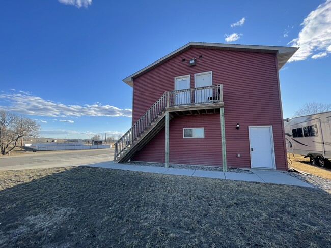 700 2nd ave SE in Watford City, ND - Building Photo - Building Photo