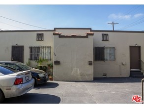 5380-5390 Romaine St in Los Angeles, CA - Building Photo - Building Photo