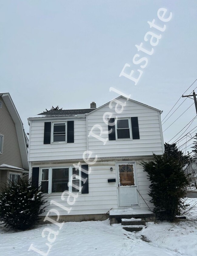 property at 3802 Revere Dr